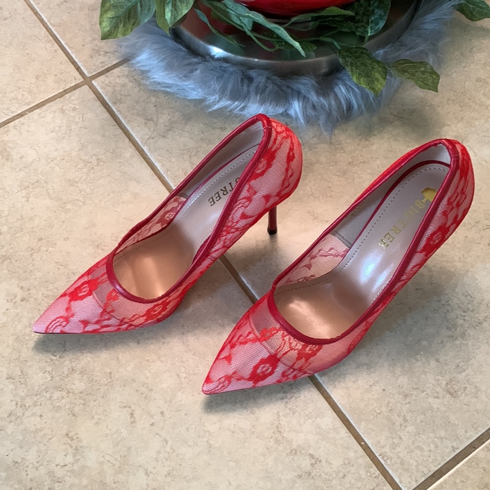Stilettos - Picture 4 of 8